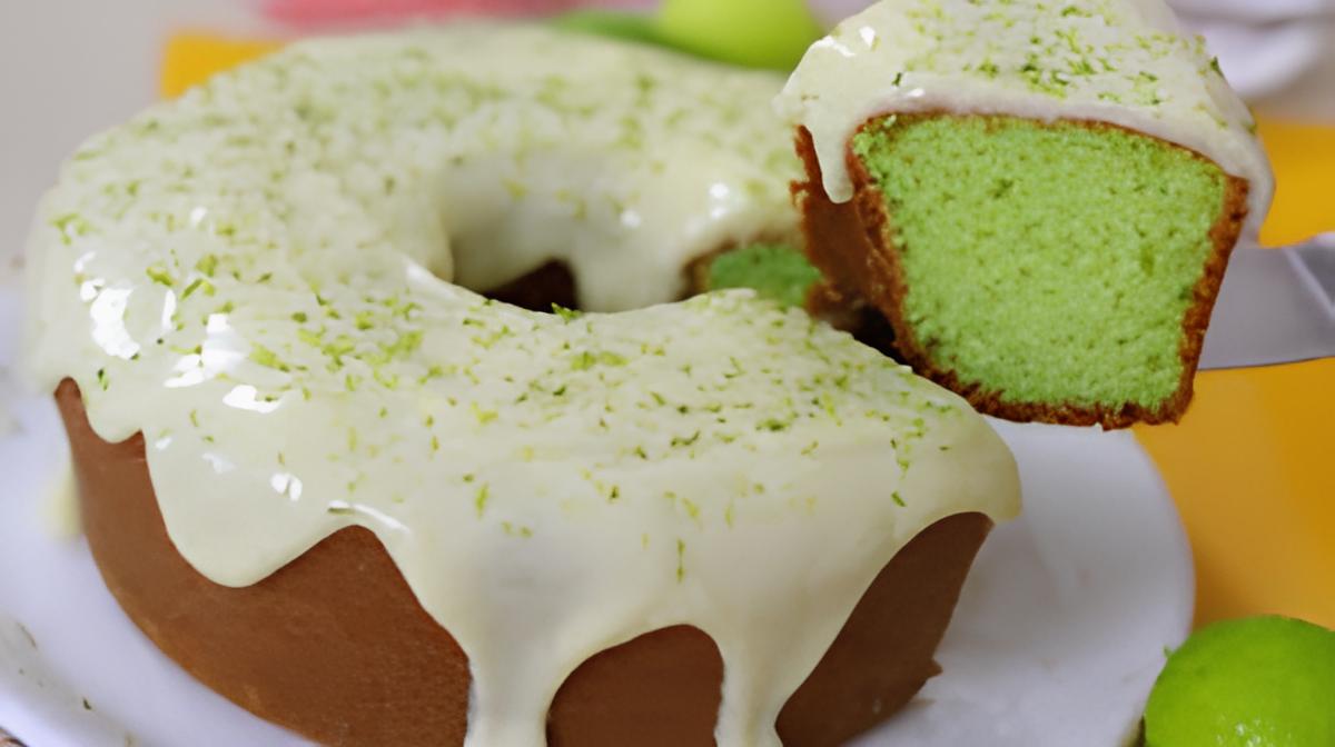 Bolo de limão com Cobertura Cremosa